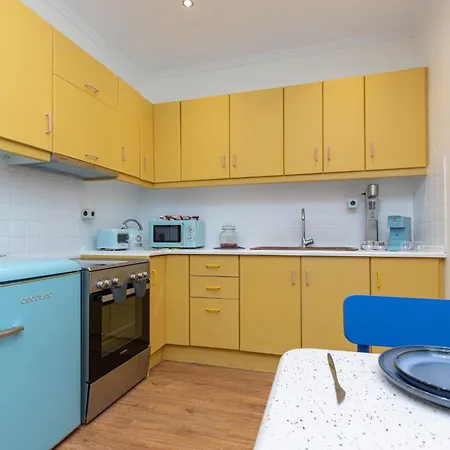 Aila Apartment